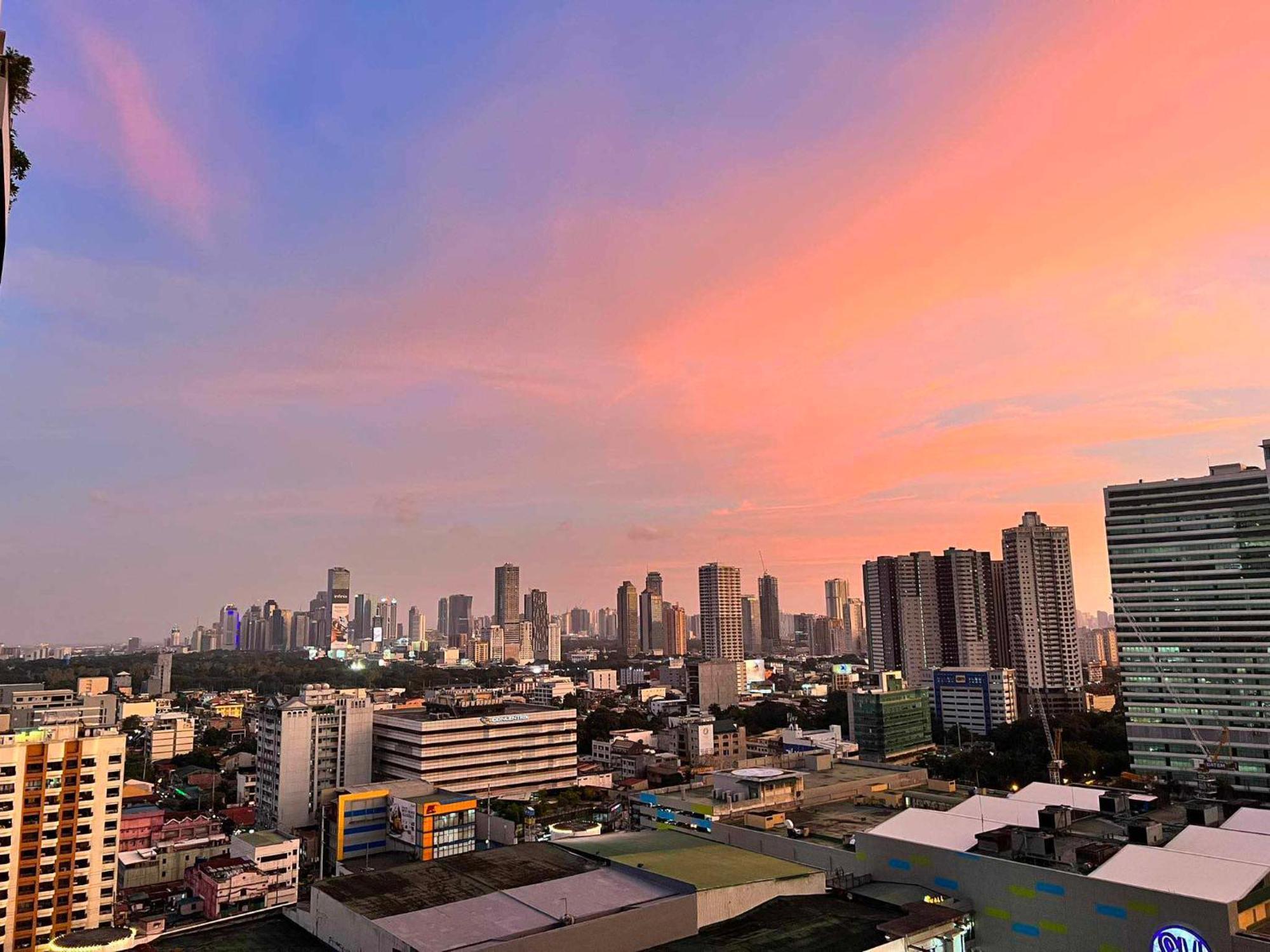 Manhattan Heights Towerb In Araneta Cubao 5Mins Walk To Smart Araneta Aparthotel Manila Exterior photo